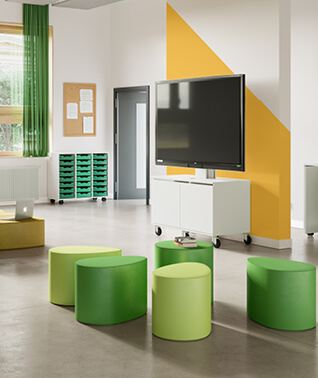 Monitorhaltung mit Unterschrank